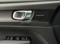 Volvo Xc40, 1,5benzīns, T2,Pelēka full