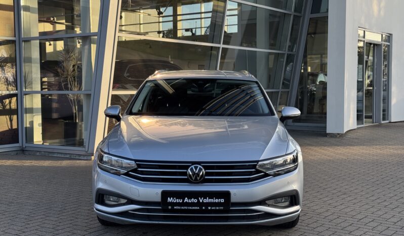 
Volkswagen Passat B8, 2.0Tdi, 150Zs, Dsg,sudraba full									