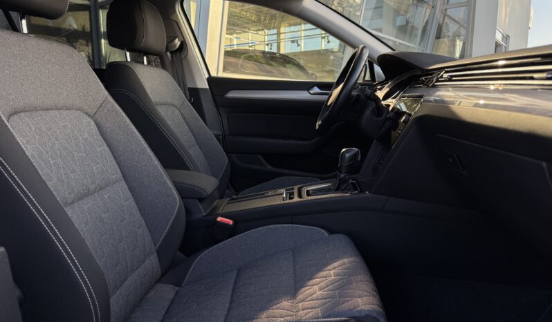 
Volkswagen Passat B8, 2.0Tdi, 150Zs, Dsg,sudraba full									