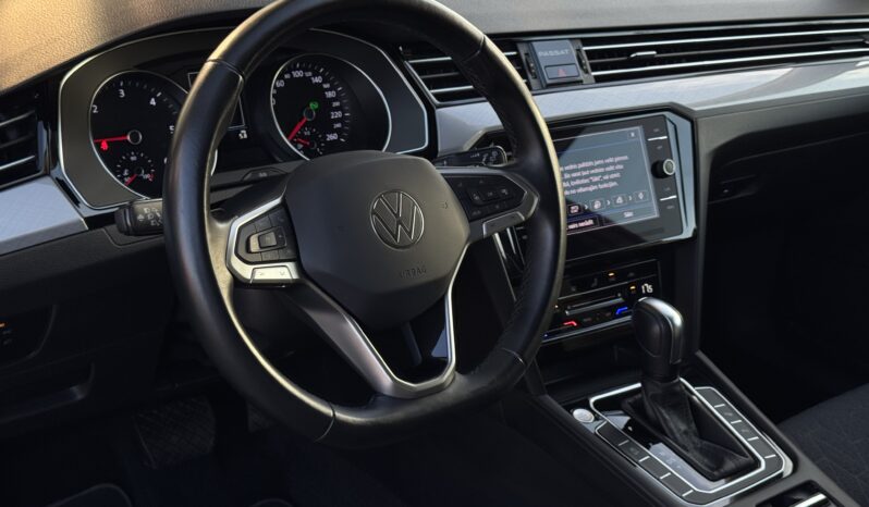 
Volkswagen Passat B8, 2.0Tdi, 150Zs, Dsg,sudraba full									