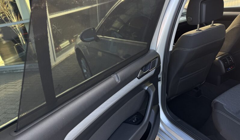 
Volkswagen Passat B8, 2.0Tdi, 150Zs, Dsg,sudraba full									