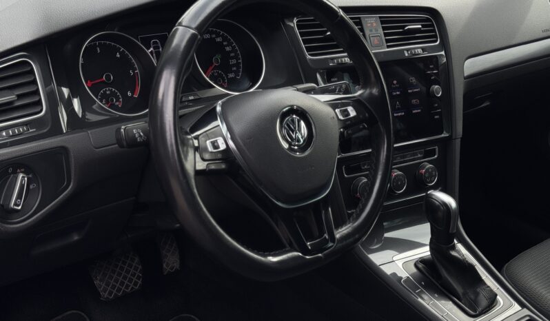 
Volkswagen Golf, 2.0Tdi,DSG,melna full									