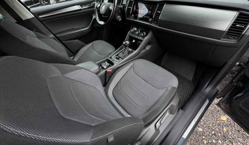 
Škoda Kodiaq, 2.0Tdi, 150Zs, Dsg,pelēka full									