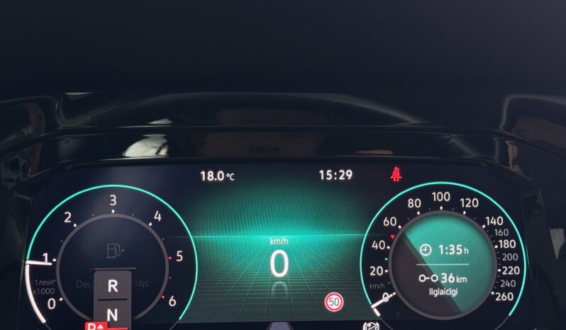 
Volkswagen Golf 8, 2.0Tdi Dīzelis, 115Zs,pelēka full									