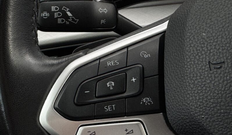 
Volkswagen Golf 8, 2.0Tdi Dīzelis, 115Zs,pelēka full									