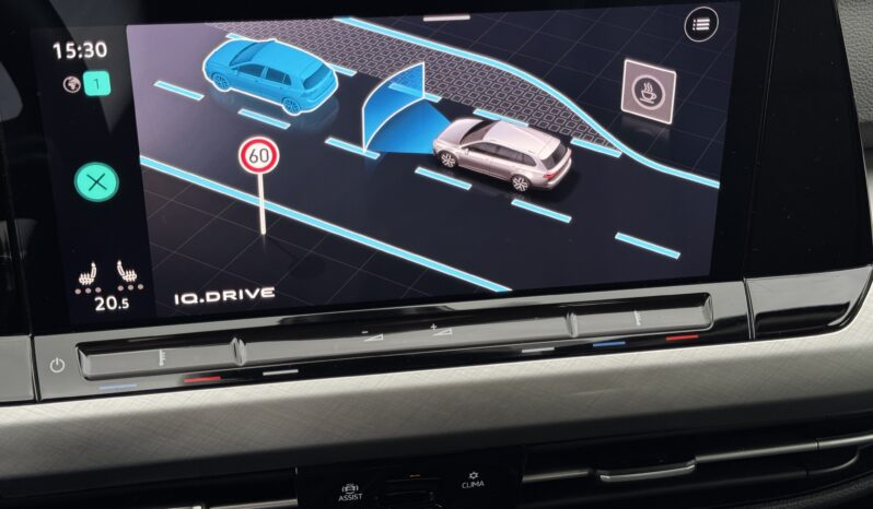 
Volkswagen Golf 8, 2.0Tdi Dīzelis, 115Zs,pelēka full									