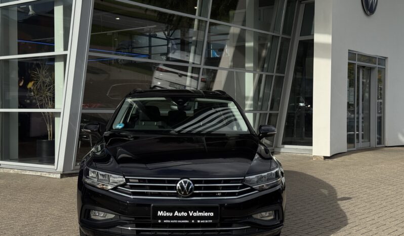 
Volkswagen Passat Variant B8, 2.0Tdi,manuāls,melna full									
