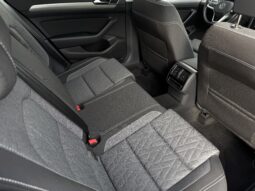 Volkswagen Passat Variant B8, 2.0Tdi,manuāls,melna full