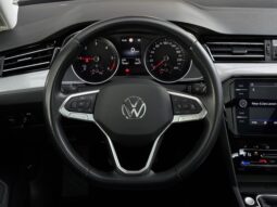 Volkswagen Passat Variant B8, 2.0Tdi,manuāls,melna full