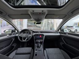 Volkswagen Passat Variant B8, 2.0Tdi,manuāls,melna full