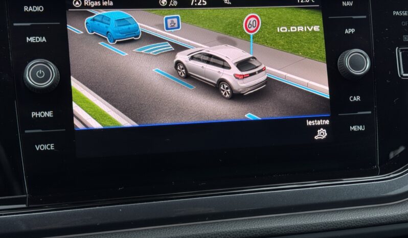 
Volkswagen Taigo Style, 1.0Tsi,DSG,pelēka full									