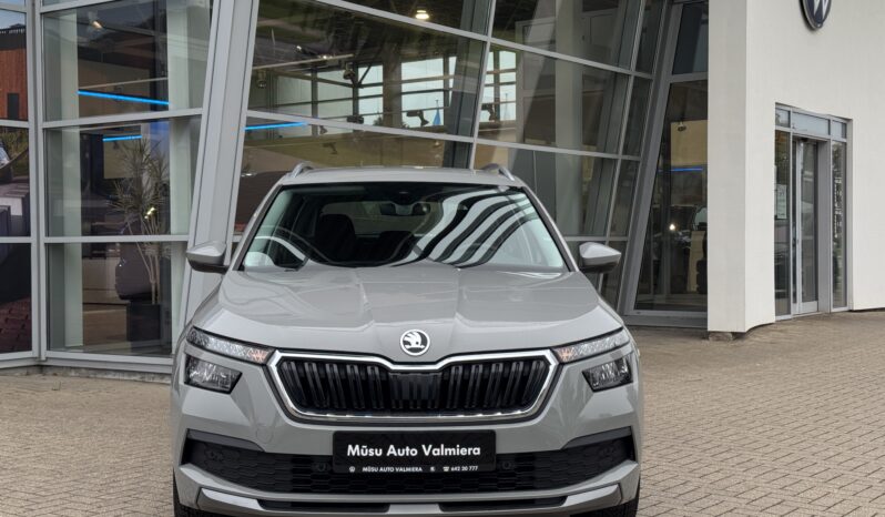 
Škoda Kamiq Style, 1.0Tsi ,pelēka full									