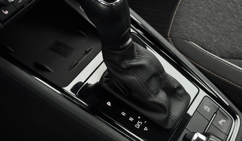 
Škoda Kamiq Style, 1.0Tsi ,pelēka full									