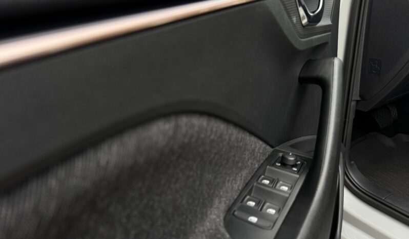 
Škoda Kamiq Style, 1.0Tsi ,pelēka full									