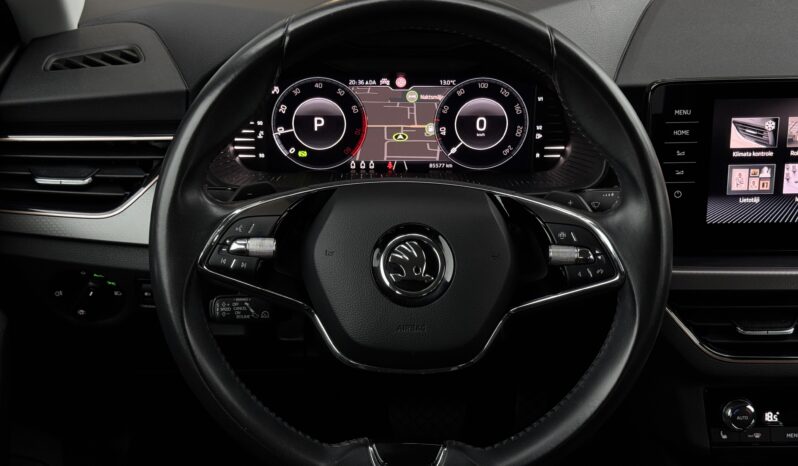 
Škoda Kamiq Style, 1.0Tsi ,pelēka full									