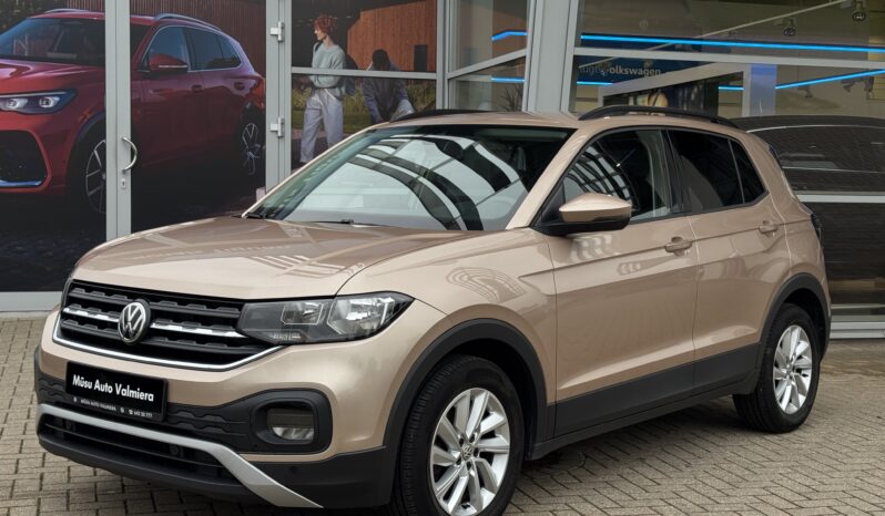 
Volkswagen T-Cross, 1.0 ,autom,smilšu krāsa full									