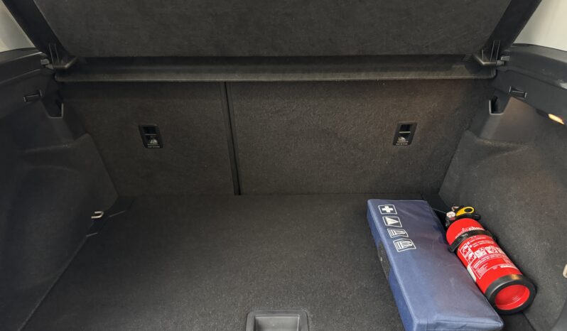 
Volkswagen T-Cross, 1.0 ,autom,smilšu krāsa full									