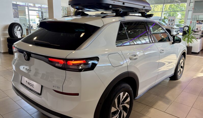 
VW T-Roc Life full									