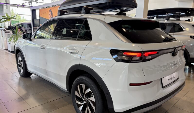 
VW T-Roc Life full									