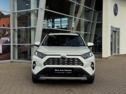
Toyota Rav 4 Hybrid, 2.5L,awd,balta full									
