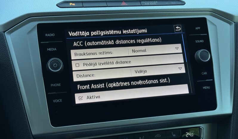 
Volkswagen Passat Variant B8, 1.5l, 110kw,pelēka full									