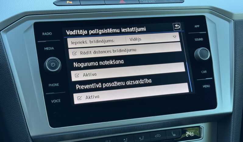 
Volkswagen Passat Variant B8, 1.5l, 110kw,pelēka full									