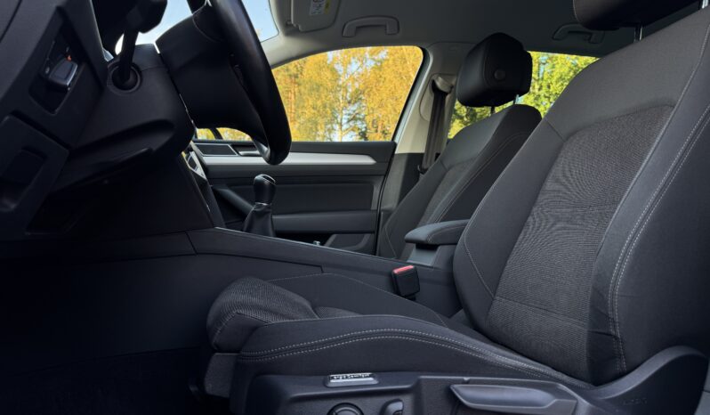 
Volkswagen Passat Variant B8, 1.5l, 110kw,pelēka full									