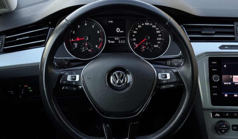 
Volkswagen Passat Variant B8, 1.5l, 110kw,pelēka full									