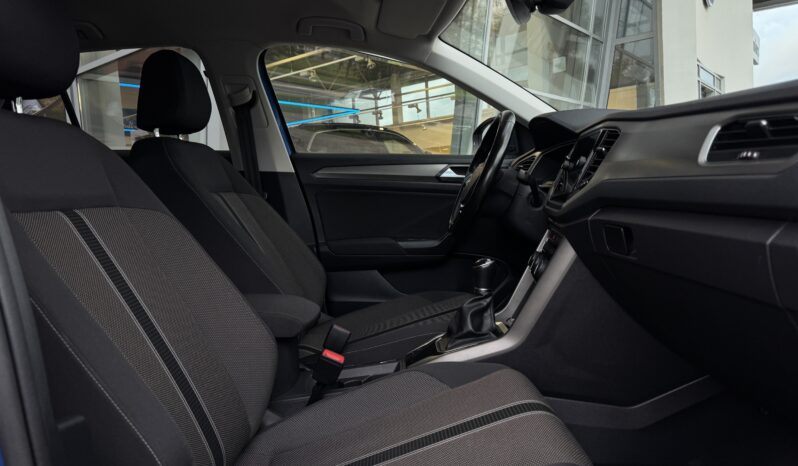 
Volkswagen T-Roc Style, 1.5Tsi, 150Zs,zila full									