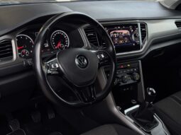 
Volkswagen T-Roc Style, 1.5Tsi, 150Zs,zila full									