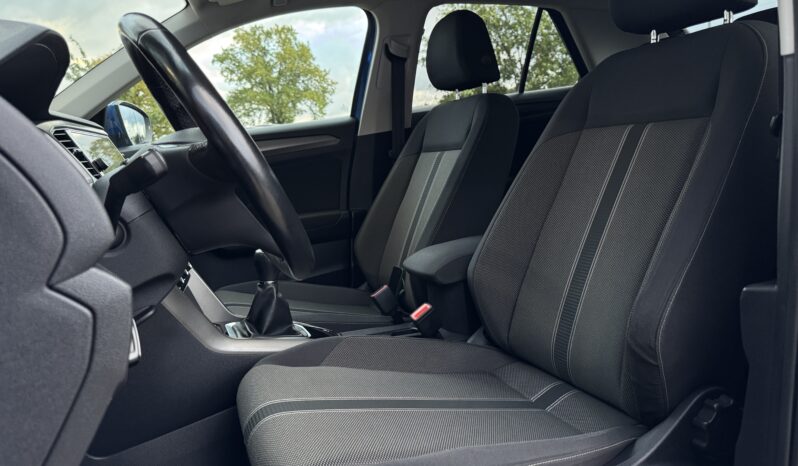 
Volkswagen T-Roc Style, 1.5Tsi, 150Zs,zila full									