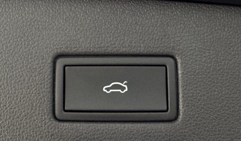 
Volkswagen Tiguan Allspace, 2.0Tsi,4×4,melna full									
