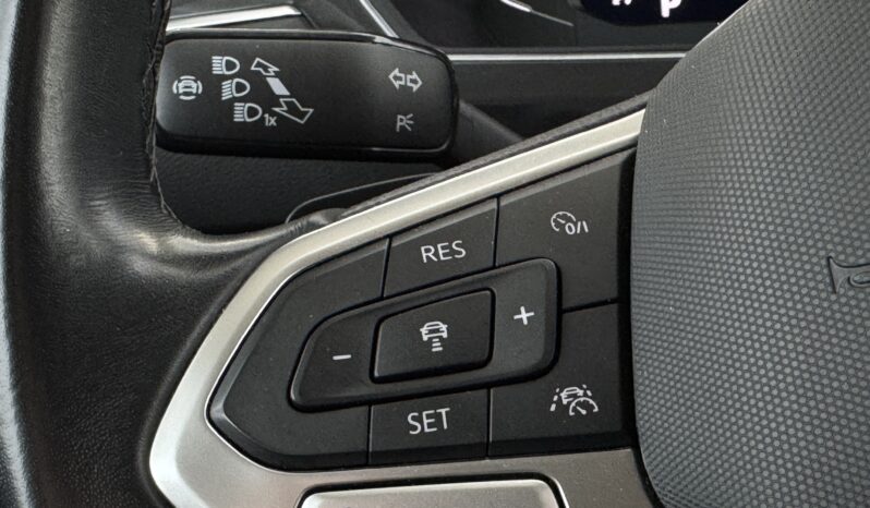 
Volkswagen Tiguan Allspace, 2.0Tsi,4×4,melna full									