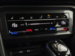 
Volkswagen Tiguan Allspace, 2.0Tsi,4×4,melna full									