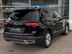 
Volkswagen Tiguan Allspace, 2.0Tsi,4×4,melna full									