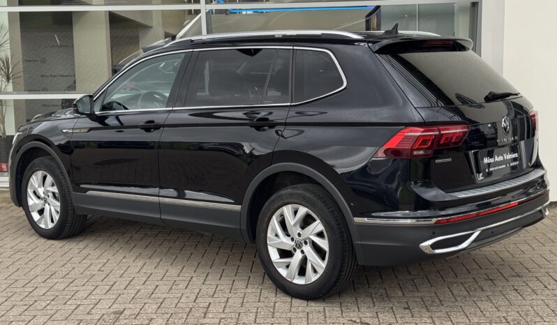 
Volkswagen Tiguan Allspace, 2.0Tsi,4×4,melna full									