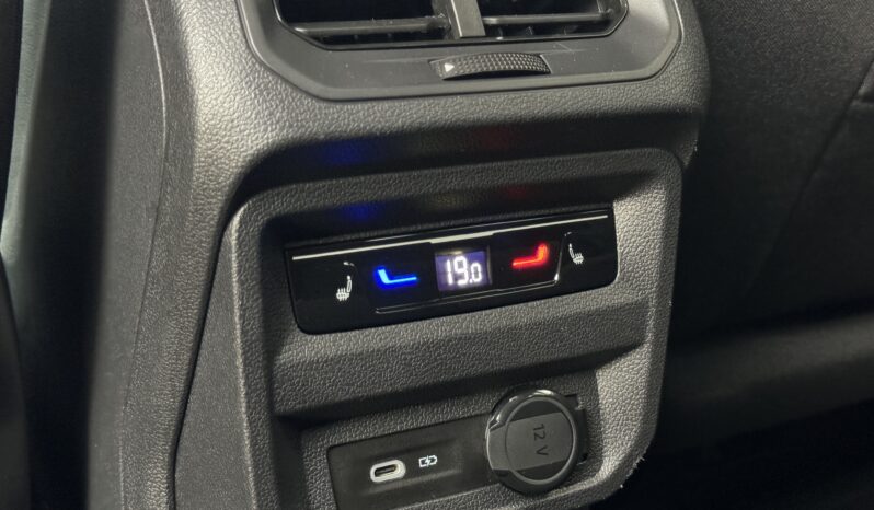 
Volkswagen Tiguan Allspace, 2.0Tsi,4×4,melna full									