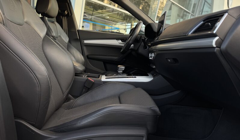 
Audi Q5 S-Line, 2.0Tdi35 , 160Zs, pelēka full									