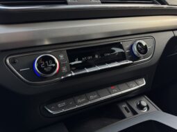 
Audi Q5 S-Line, 2.0Tdi35 , 160Zs, pelēka full									