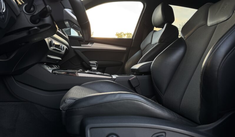 
Audi Q5 S-Line, 2.0Tdi35 , 160Zs, pelēka full									