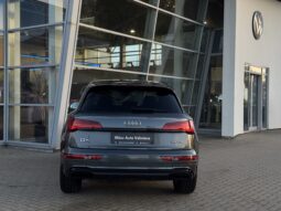 
Audi Q5 S-Line, 2.0Tdi35 , 160Zs, pelēka full									
