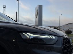 
Audi Q5 S-Line, 2.0Tdi35 , 160Zs, pelēka full									