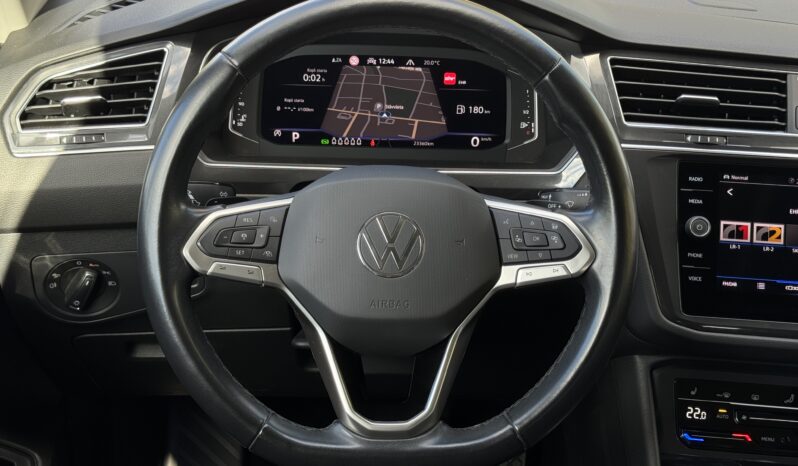 
Volkswagen Tiguan Allspace, 2.0Tsi,4×4,melna full									