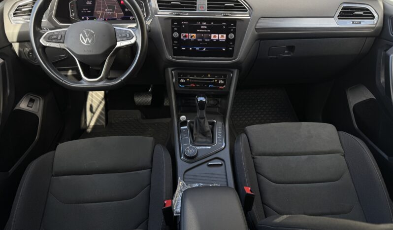 
Volkswagen Tiguan Allspace, 2.0Tsi,4×4,melna full									