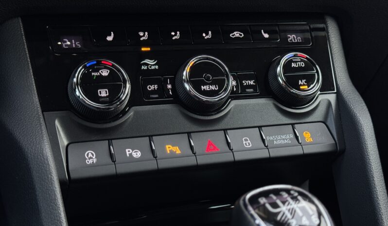 
Škoda Karoq Ambition Clever, 2.0Tdi, brūna,manuāls full									