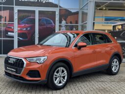 
Audi Q3, 2.0Tdi, 150Zs, Manuālā k, oranža full									