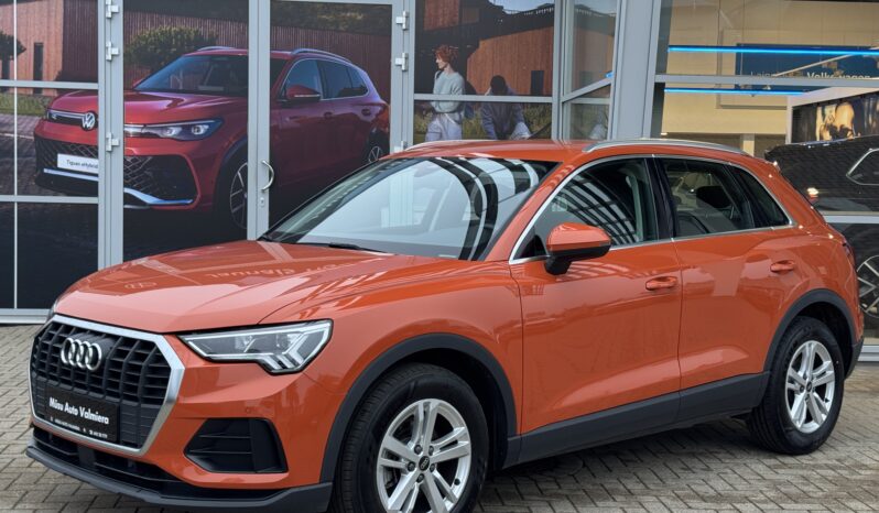 
Audi Q3, 2.0Tdi, 150Zs, Manuālā k, oranža full									
