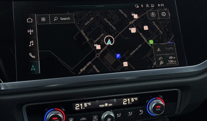 
Audi Q3, 2.0Tdi, 150Zs, Manuālā k, oranža full									