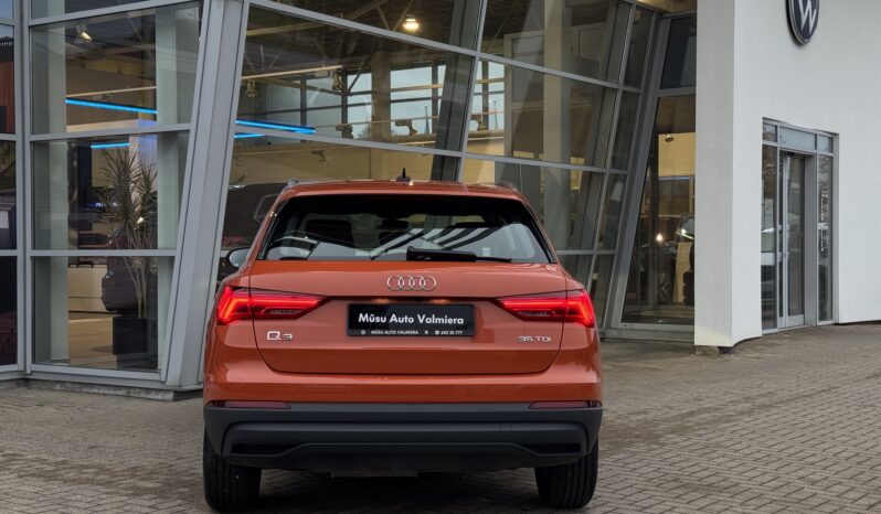 
Audi Q3, 2.0Tdi, 150Zs, Manuālā k, oranža full									