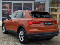 
Audi Q3, 2.0Tdi, 150Zs, Manuālā k, oranža full									